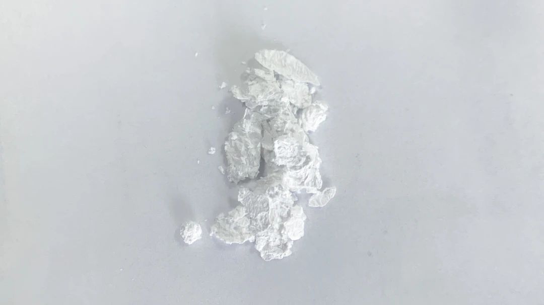 3,29-二苯甲?；闃侨识紎389122-01-4